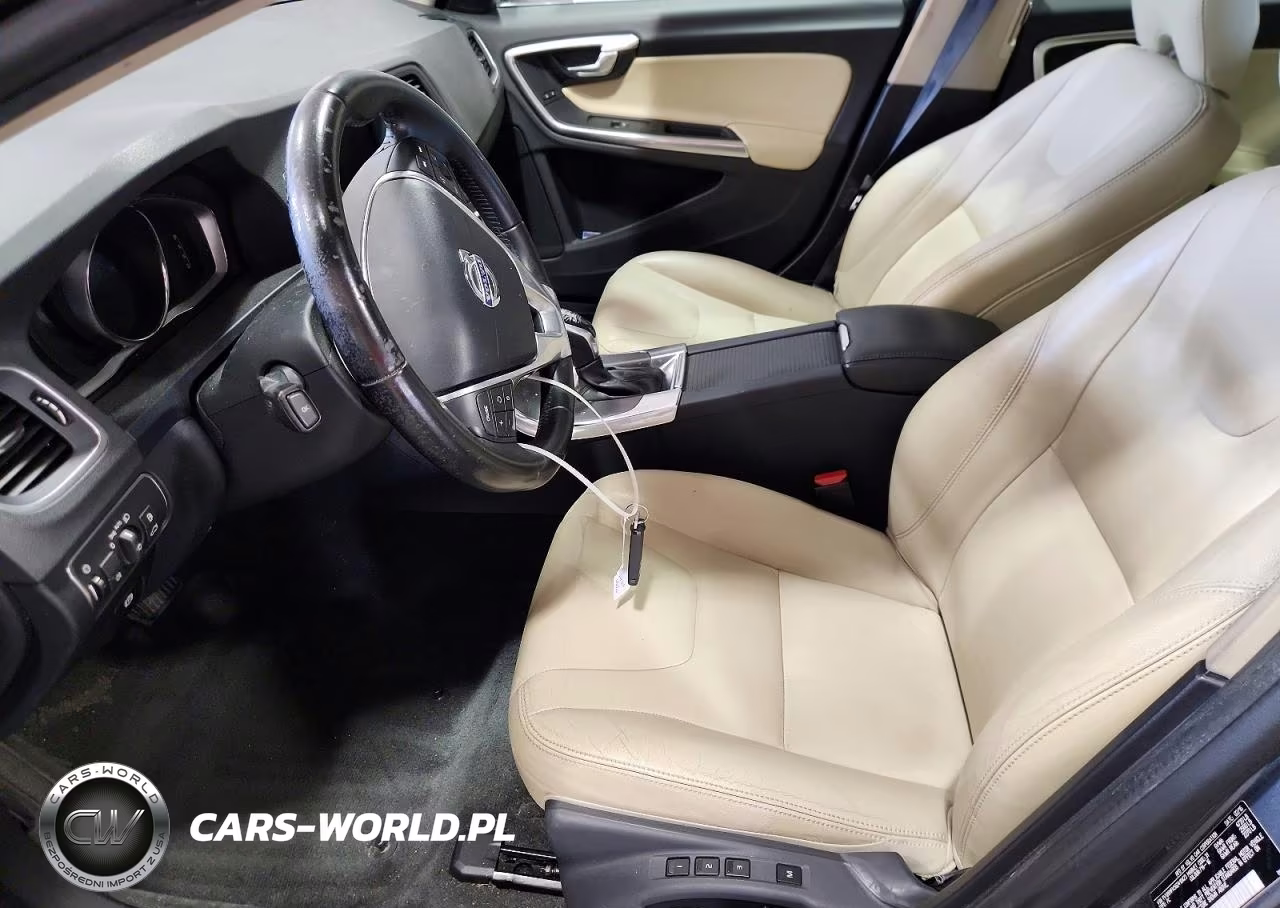 2016 Volvo S60 Premier VIN:YV126MFK5G2410423 - 7