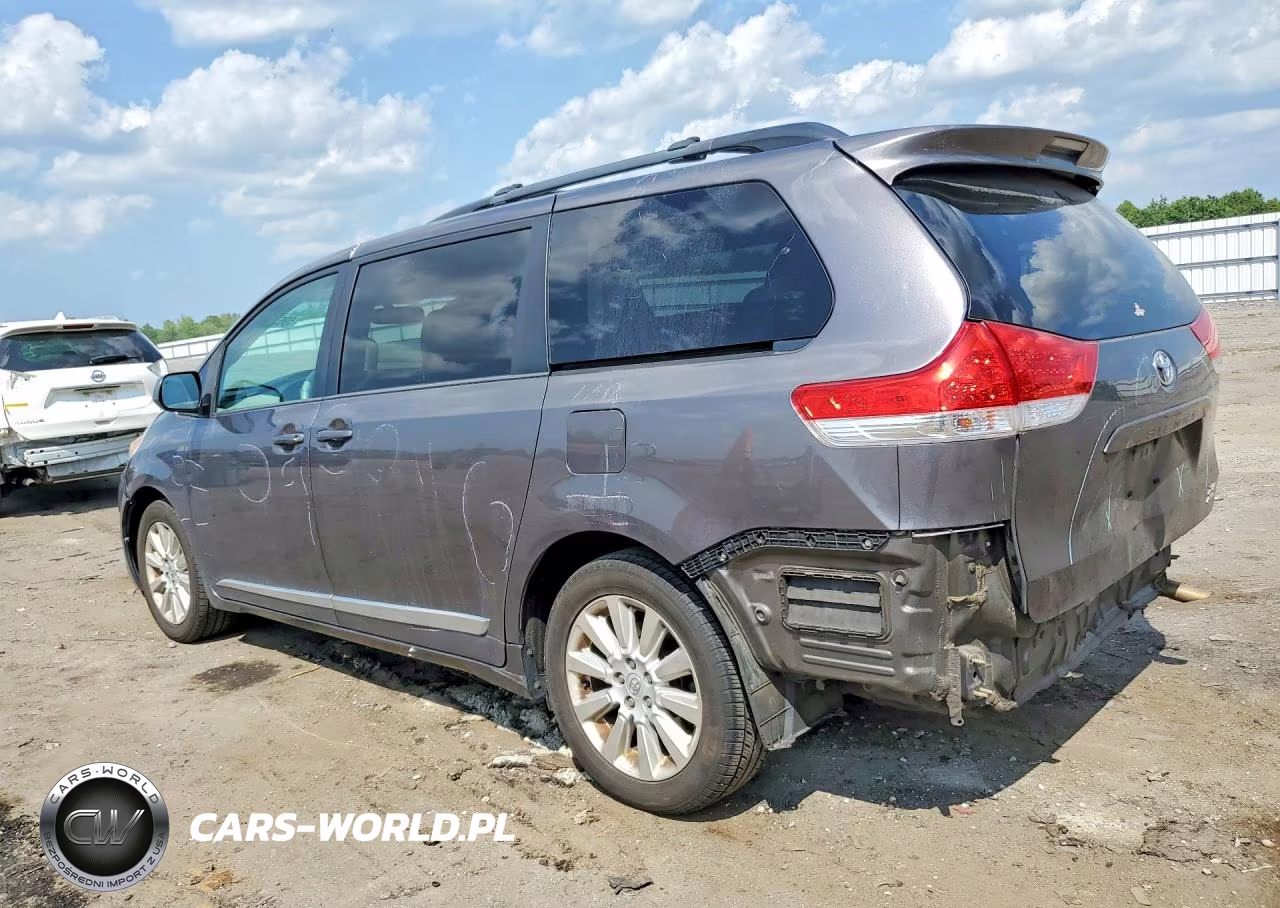 2013 Toyota Sienna Xle 7-Passenger VIN:5TDDK3DC6DS051801 - 2
