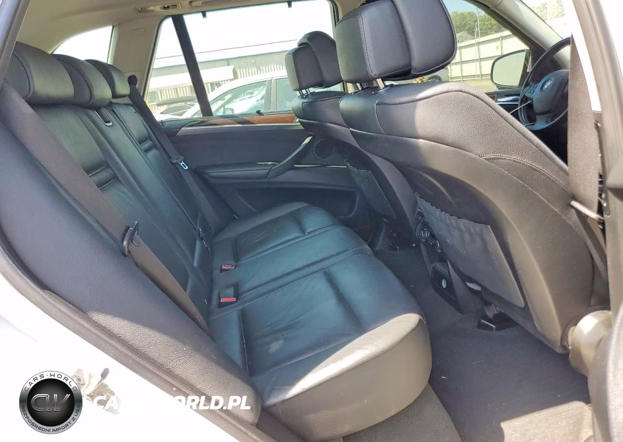 2011 BMW X5 xDrive35I VIN:5UXZV4C56BLL58081 - 10