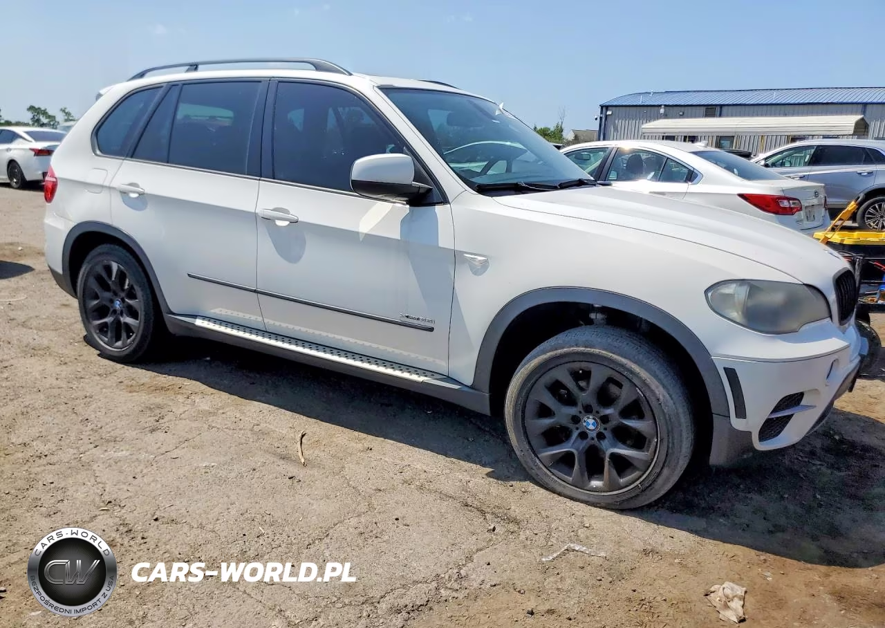 2011 BMW X5 xDrive35I VIN:5UXZV4C56BLL58081 - 4
