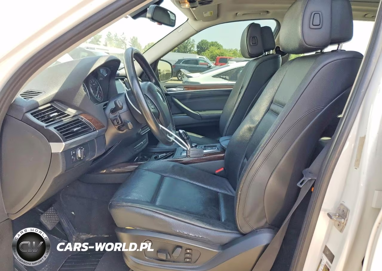 2011 BMW X5 xDrive35I VIN:5UXZV4C56BLL58081 - 7