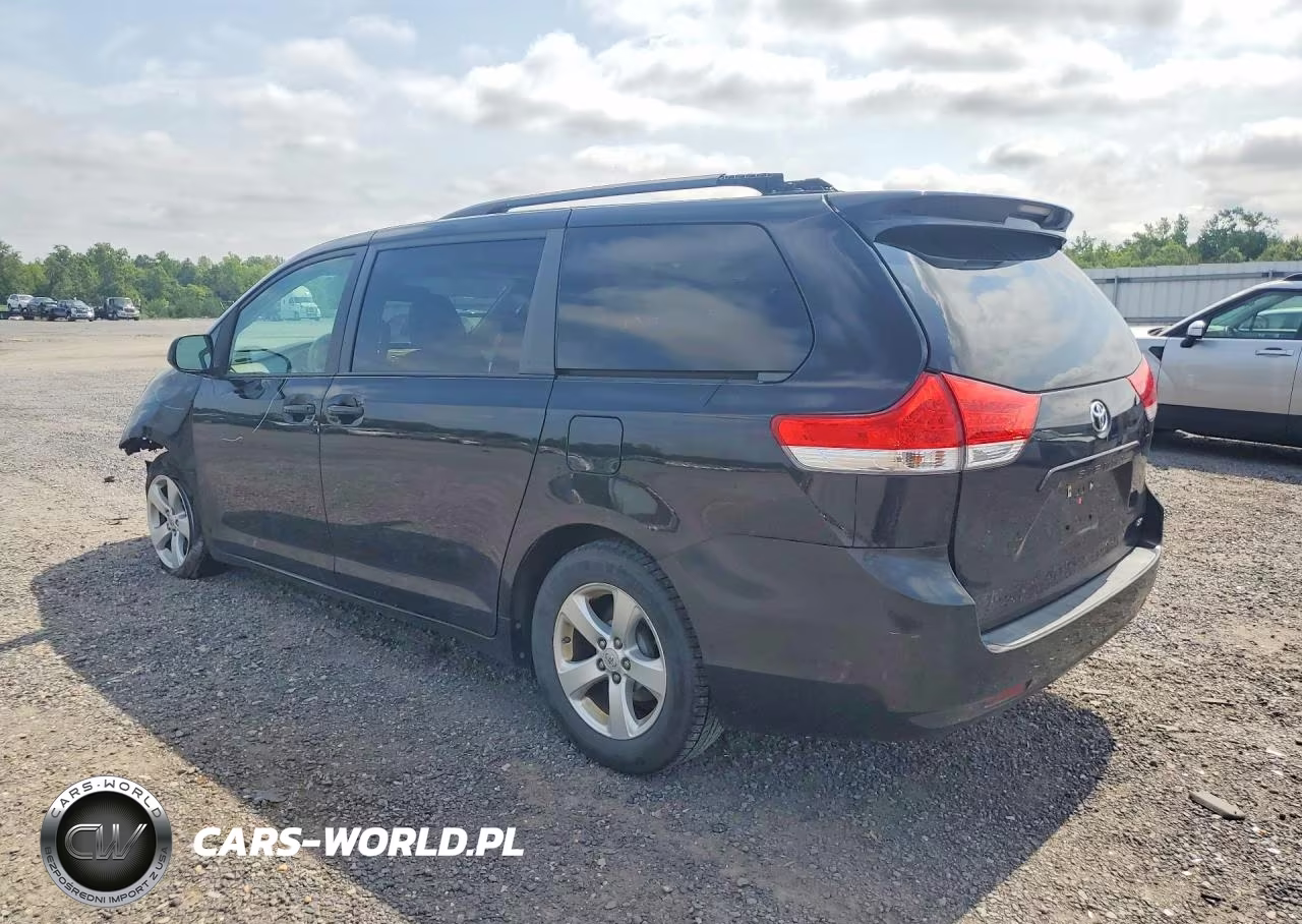 2014 Toyota Sienna Le VIN:5TDKK3DC4ES472764 - 2