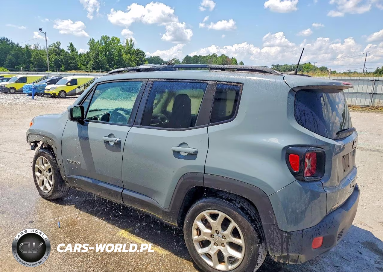 2018 Jeep Renegade Latitude VIN:ZACCJABB7JPH70724 - 2