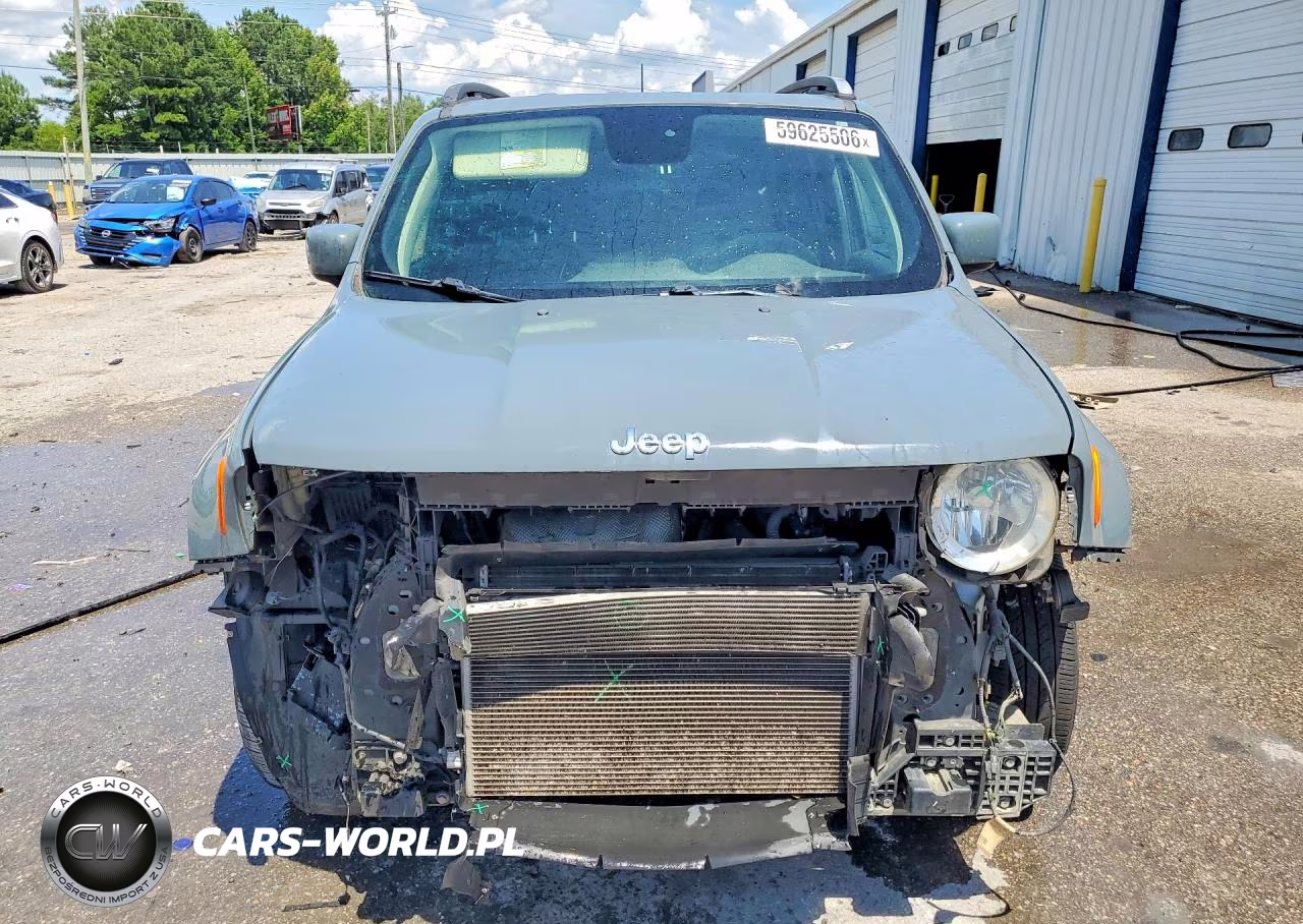 2018 Jeep Renegade Latitude VIN:ZACCJABB7JPH70724 - 5