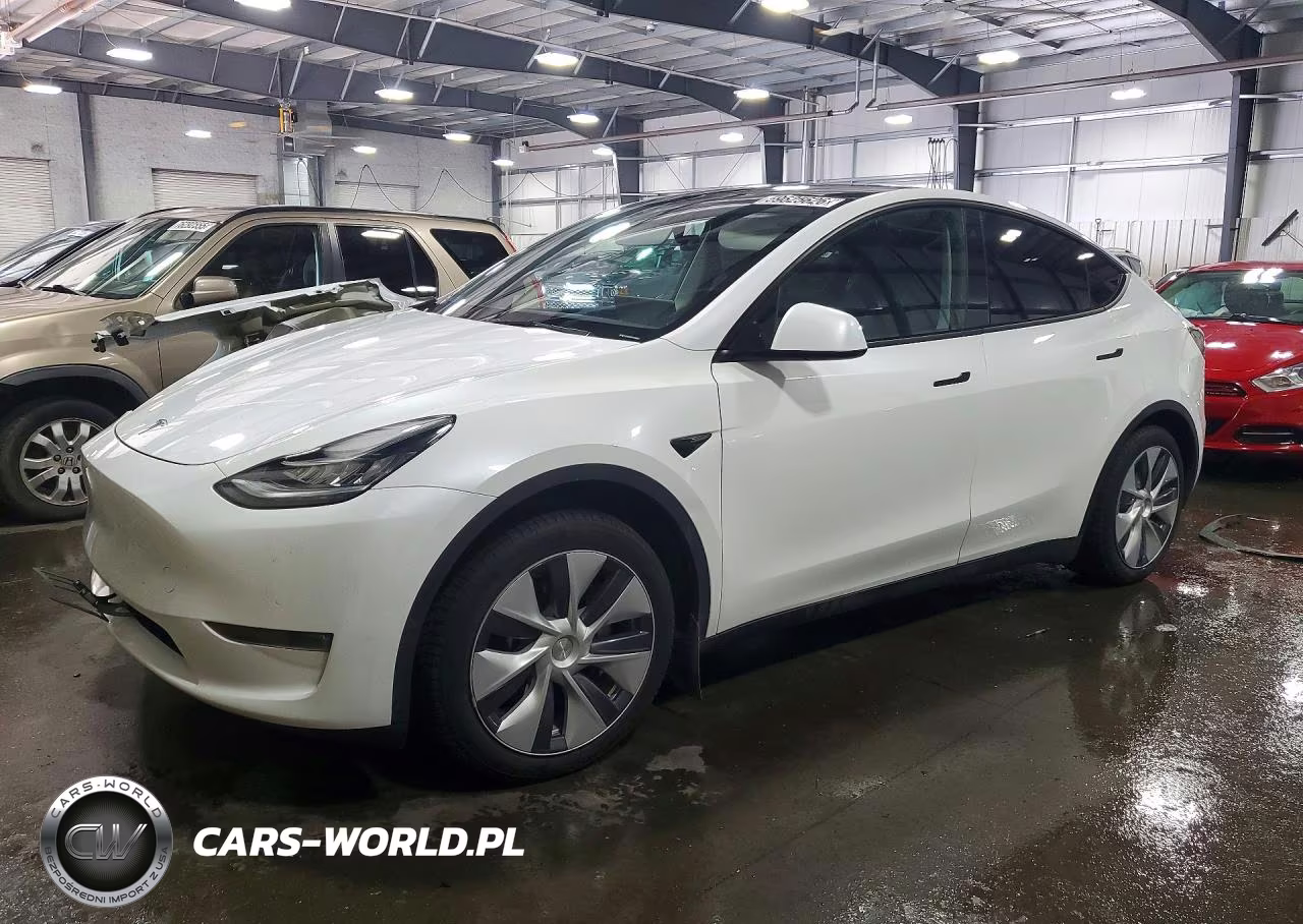 2023 Tesla Model Y – zdjęcie 1 z 13