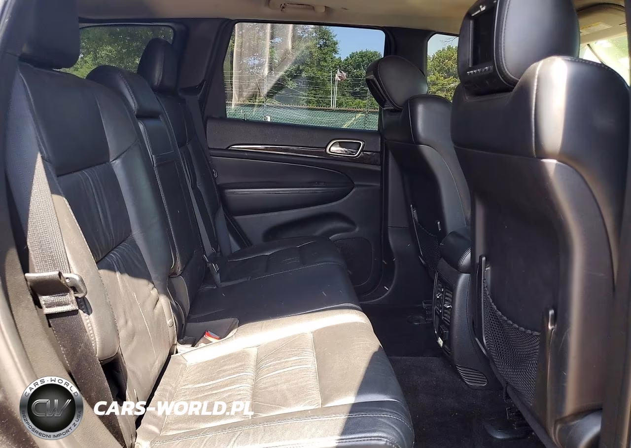 2013 Jeep Grand Cherokee Laredo VIN:1C4RJFAG1DC581841 - 11