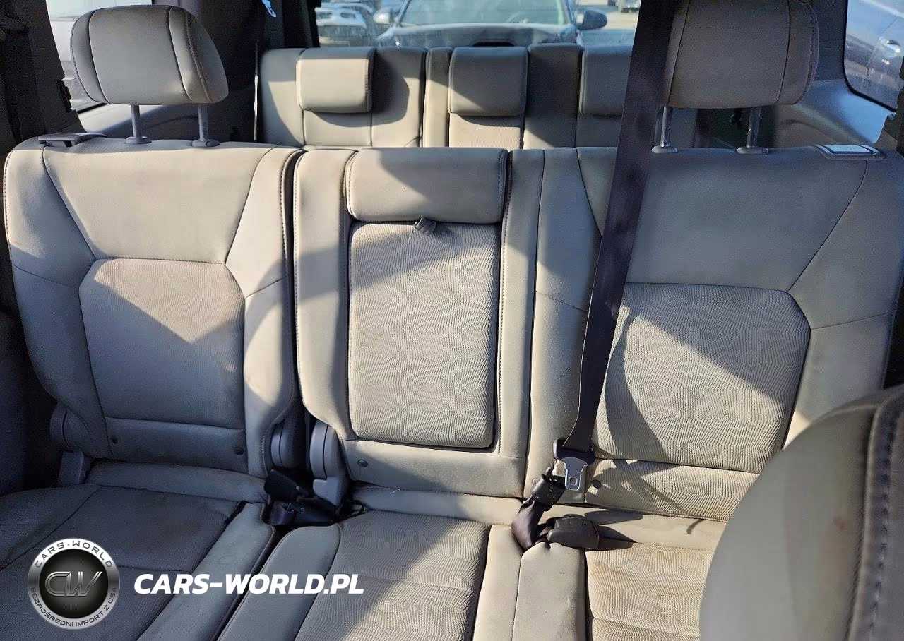 2011 Honda Pilot Lx VIN:5FNYF4H25BB088773 - 10