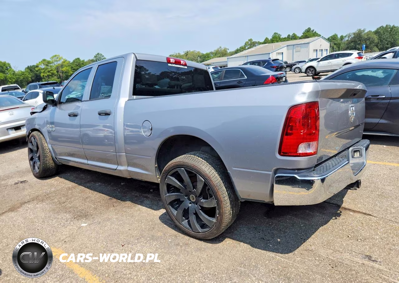 2019 Ram 1500 Classic Tradesman VIN:1C6RR6FG9KS629274 - 2