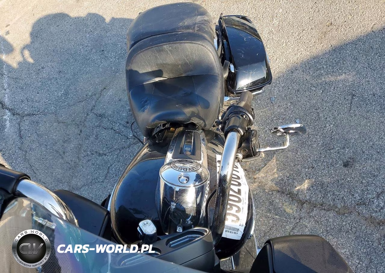 2016 Harley-Davidson Fltru VIN:1HD1KGL11GB601717 - 5