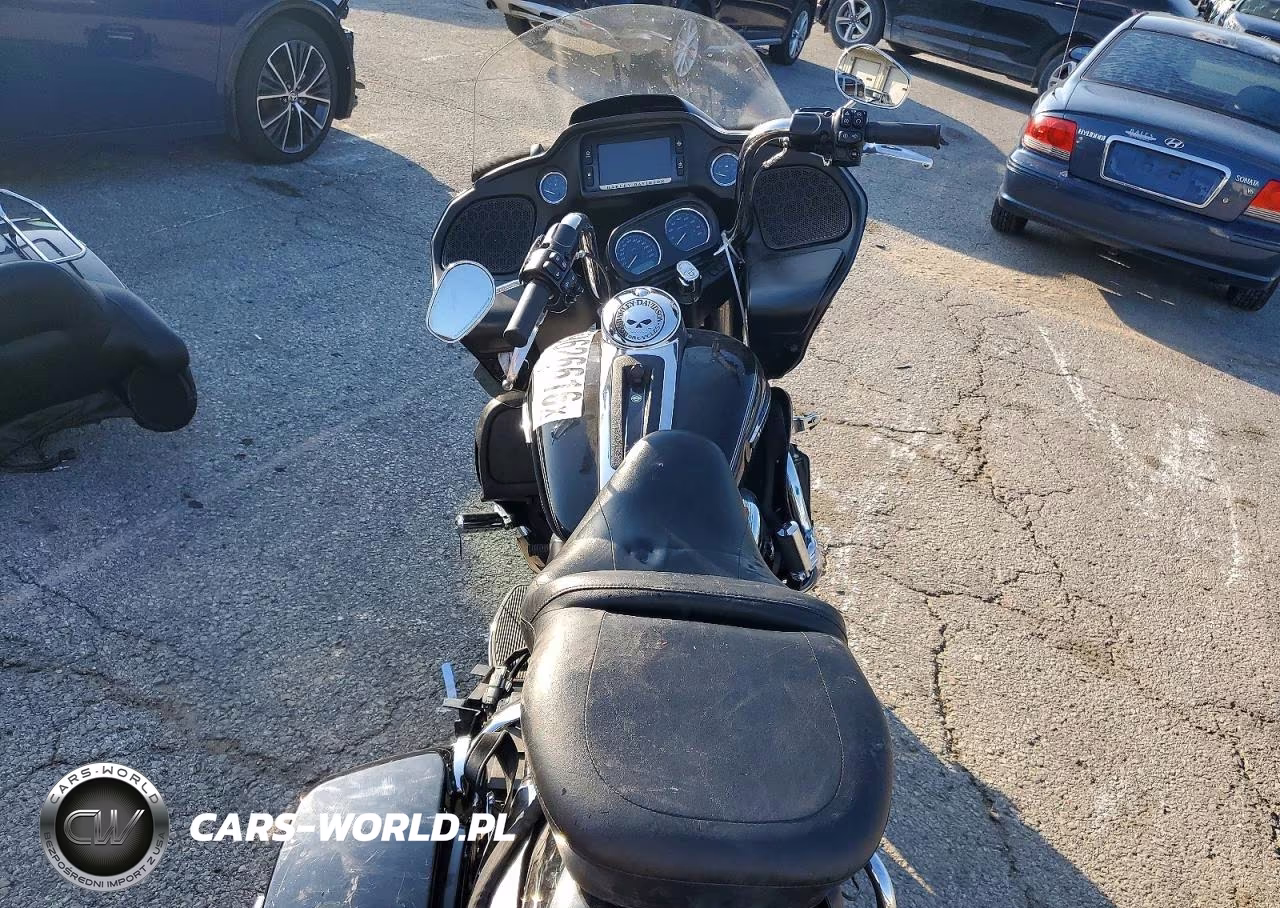 2016 Harley-Davidson Fltru VIN:1HD1KGL11GB601717 - 6