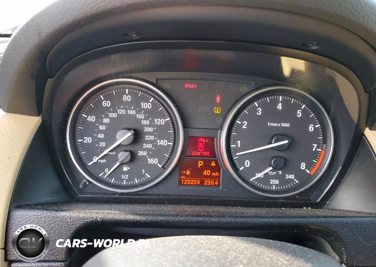 2014 BMW X1 xDrive35I VIN:WBAVM5C51EVV91848 - 9
