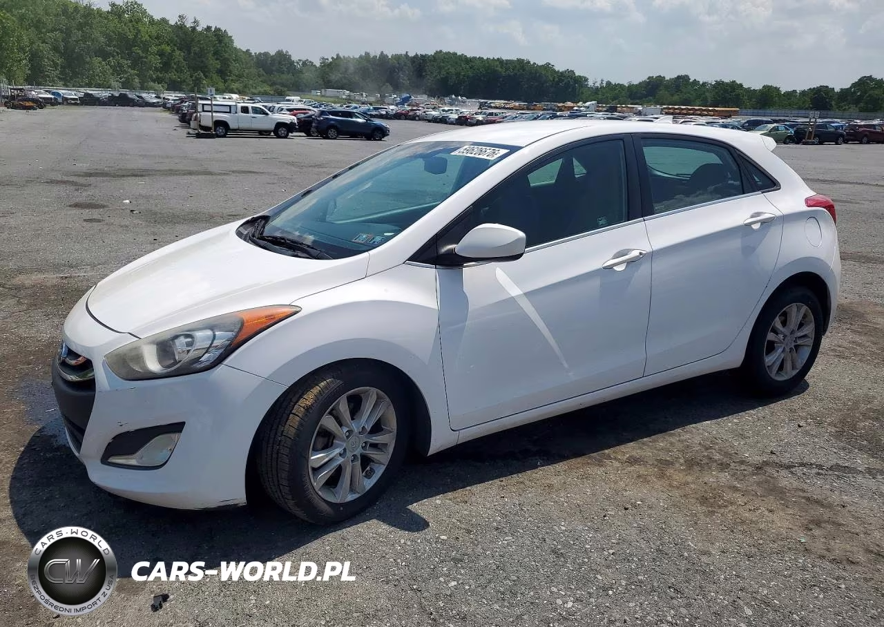 2013 Hyundai Elantra Gt Base