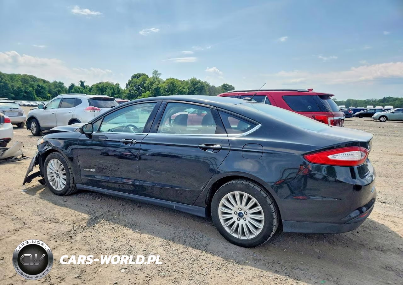 2014 Ford Fusion S Hybrid VIN:3FA6P0UU7ER369017 - 2