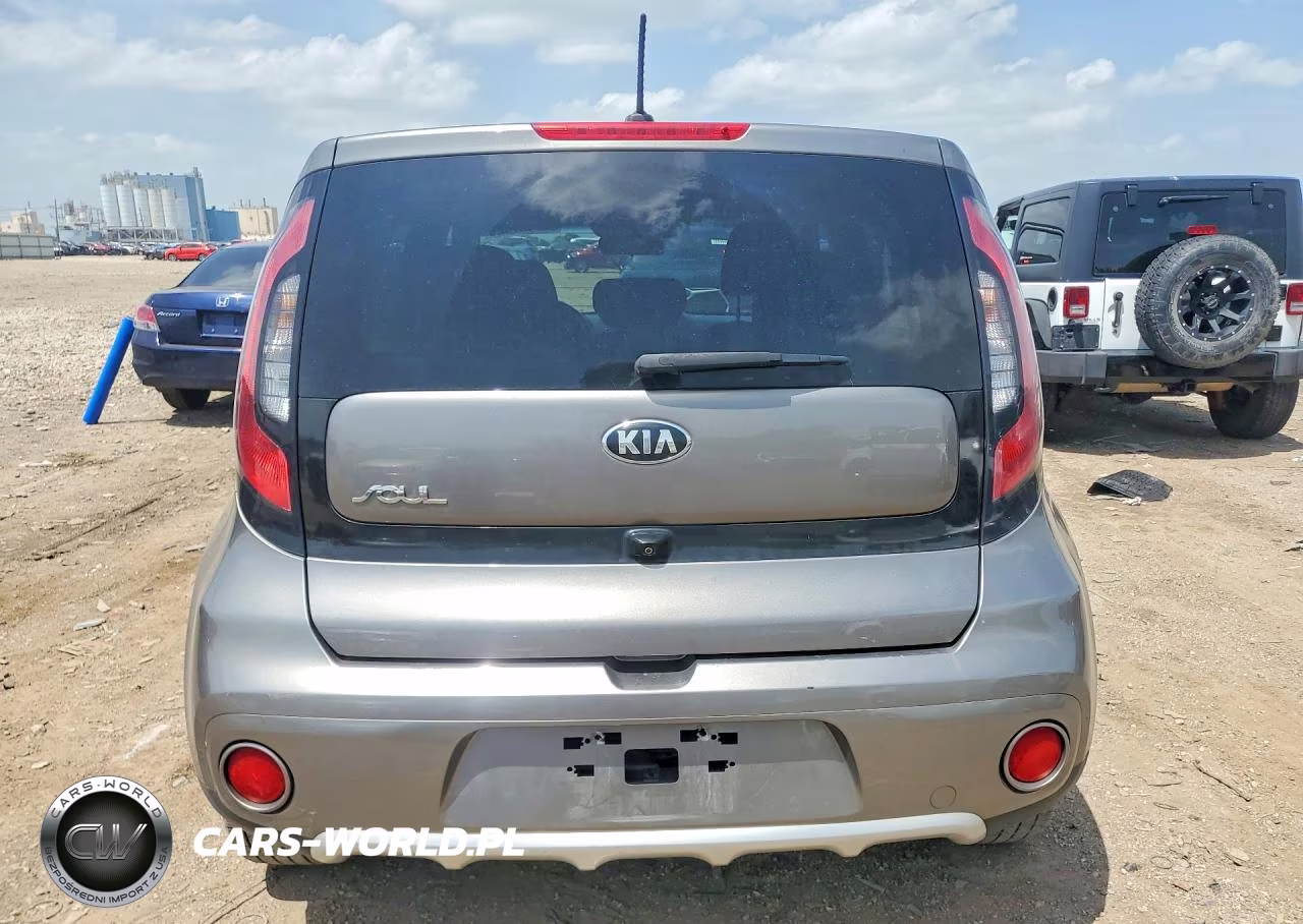 2017 Kia Soul + VIN:KNDJP3A59H7424386 - 6