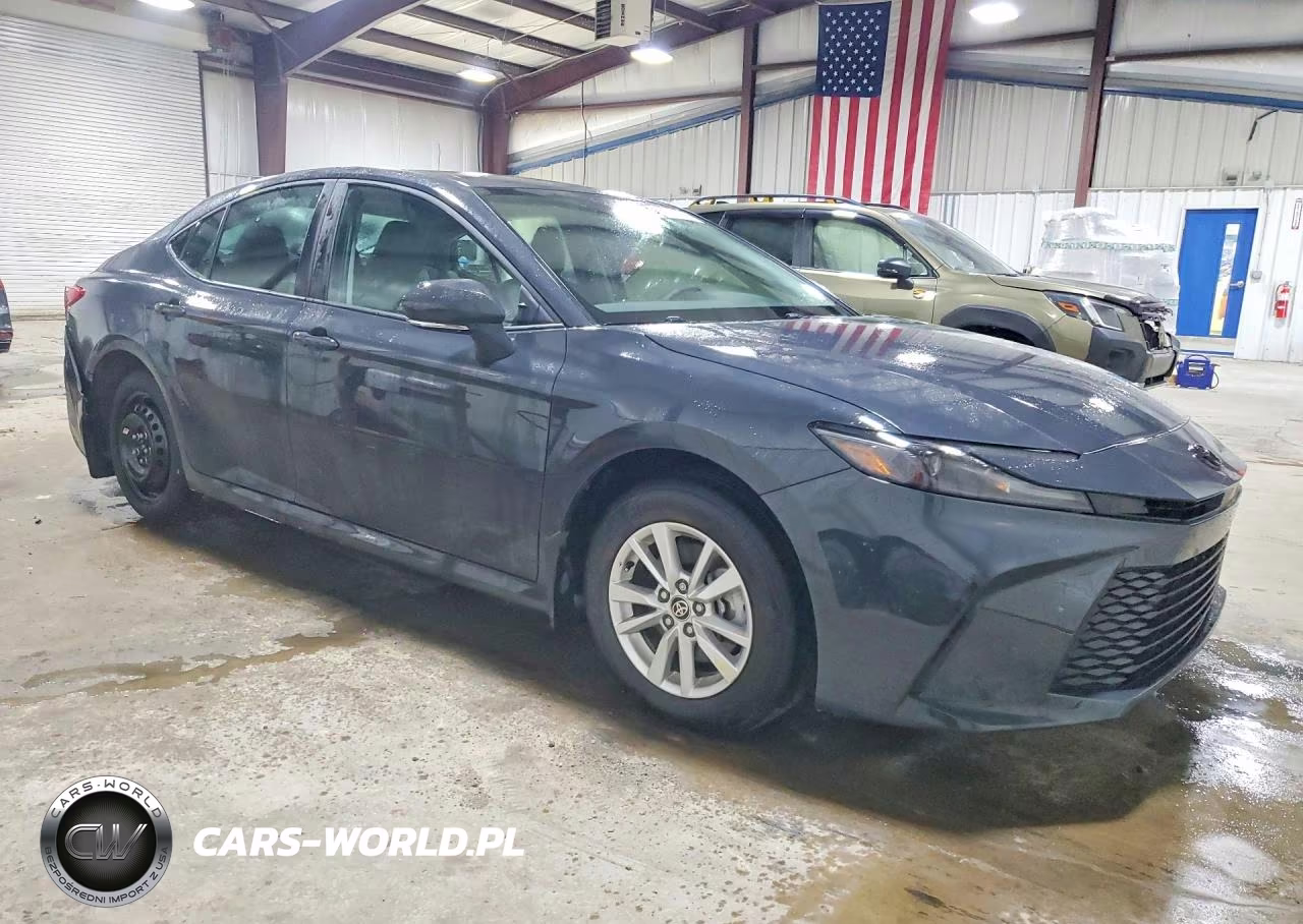 2026 Toyota Camry Le VIN:4T1DBADK3TU548578 - 4