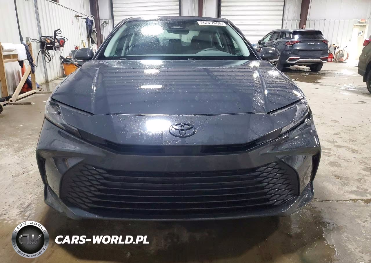 2026 Toyota Camry Le VIN:4T1DBADK3TU548578 - 5