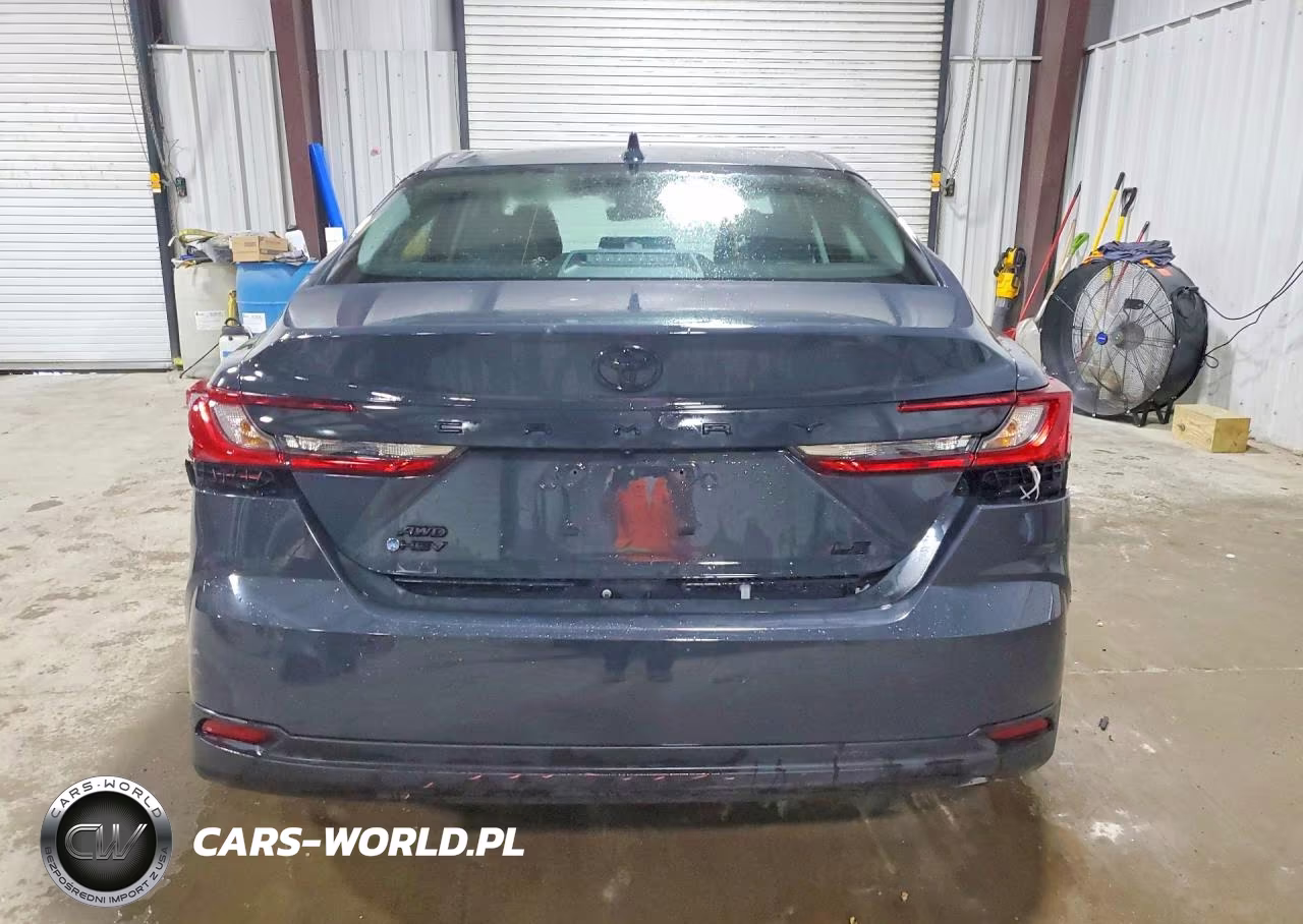 2026 Toyota Camry Le VIN:4T1DBADK3TU548578 - 6