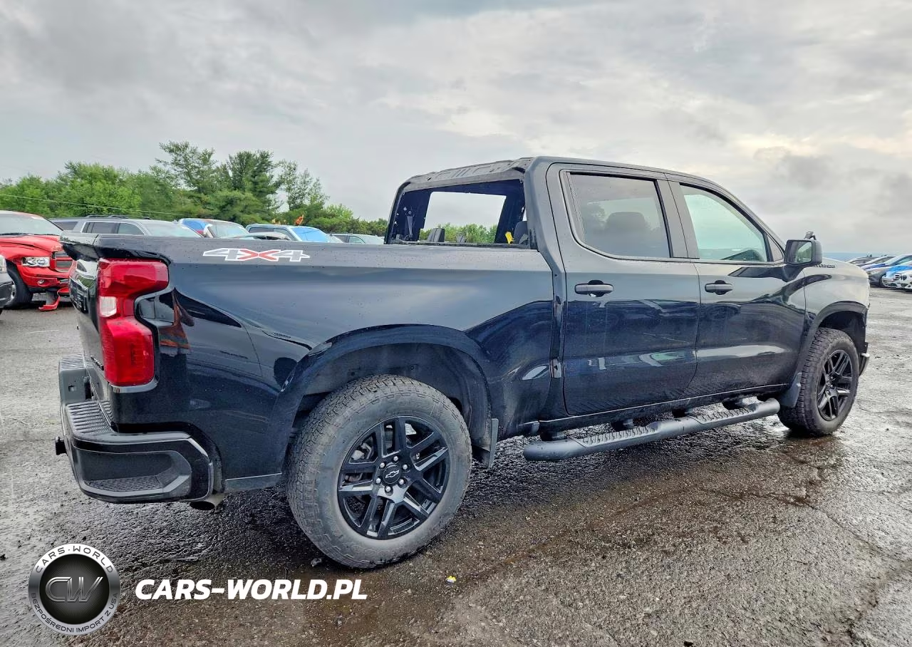 2024 Chevrolet Silverado K1500 Custom VIN:1GCPDBEK8RZ213411 - 3