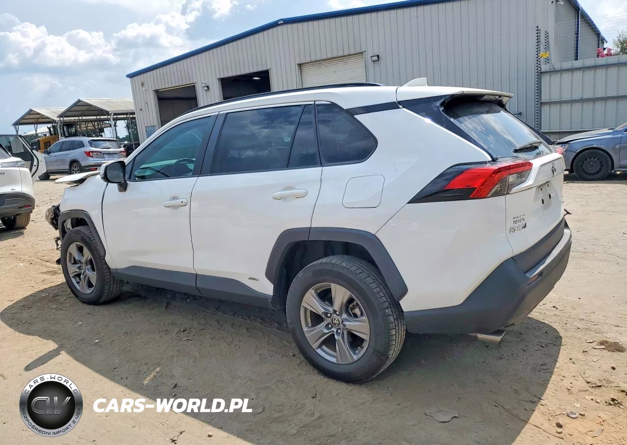 2022 Toyota Rav4 Xle VIN:4T3RWRFV4NU068656 - 2