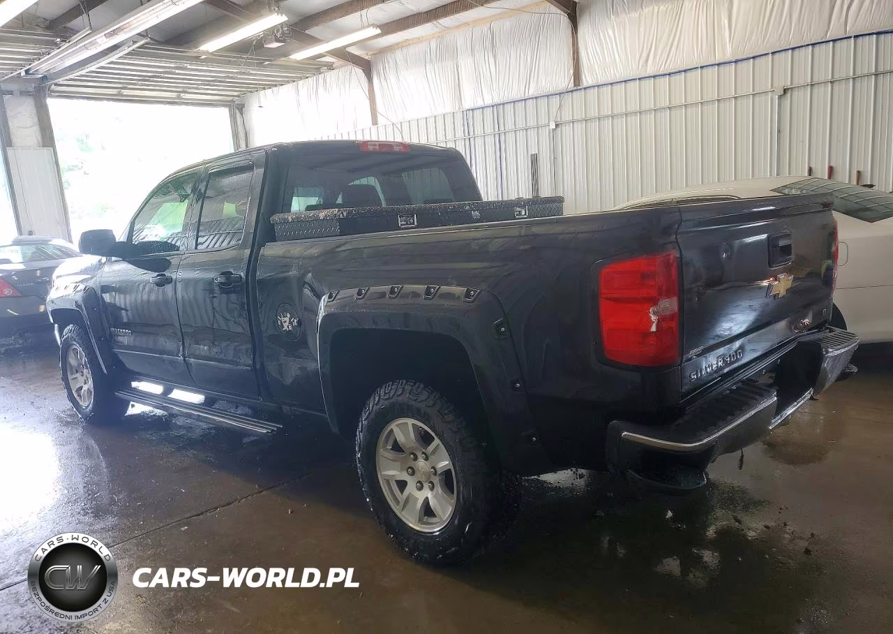 2018 Chevrolet Silverado K1500 Lt VIN:1GCVKRECXJZ181273 - 2