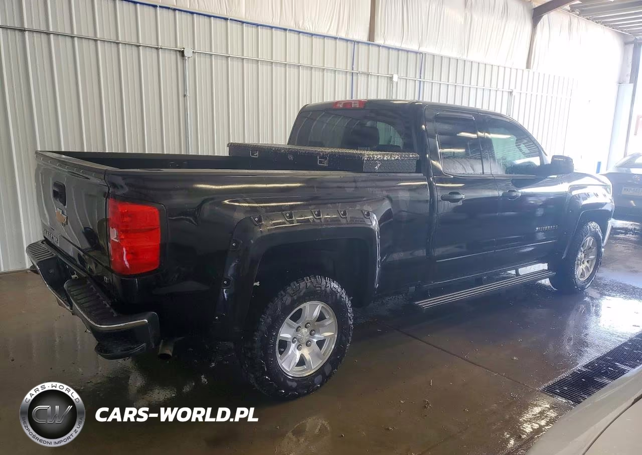 2018 Chevrolet Silverado K1500 Lt VIN:1GCVKRECXJZ181273 - 3