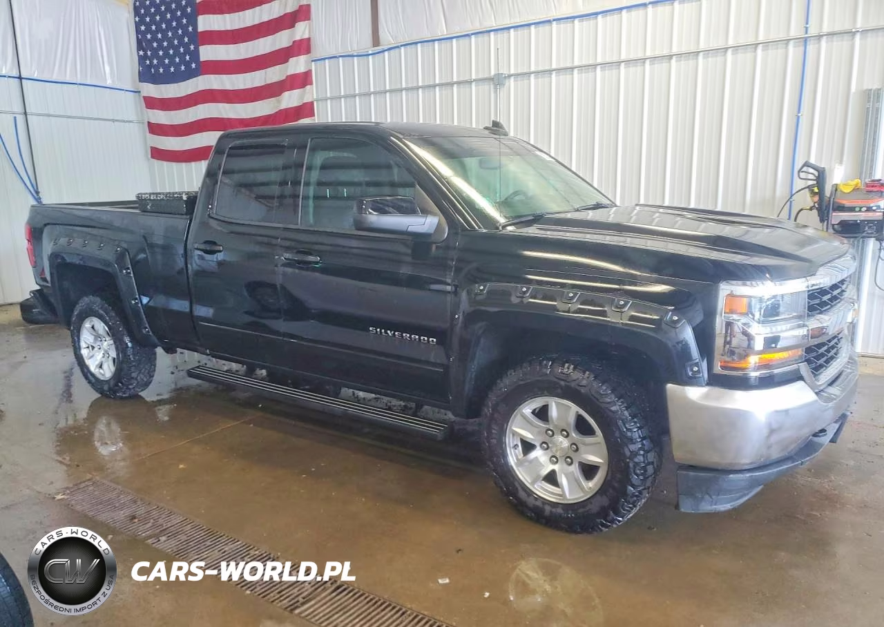 2018 Chevrolet Silverado K1500 Lt VIN:1GCVKRECXJZ181273 - 4