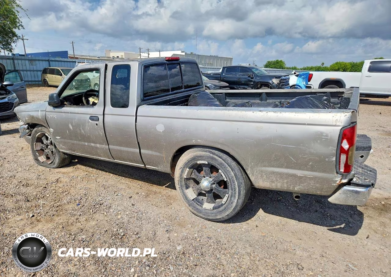 2000 Nissan Frontier King Cab Xe VIN:1N6DD26S2YC358203 - 2