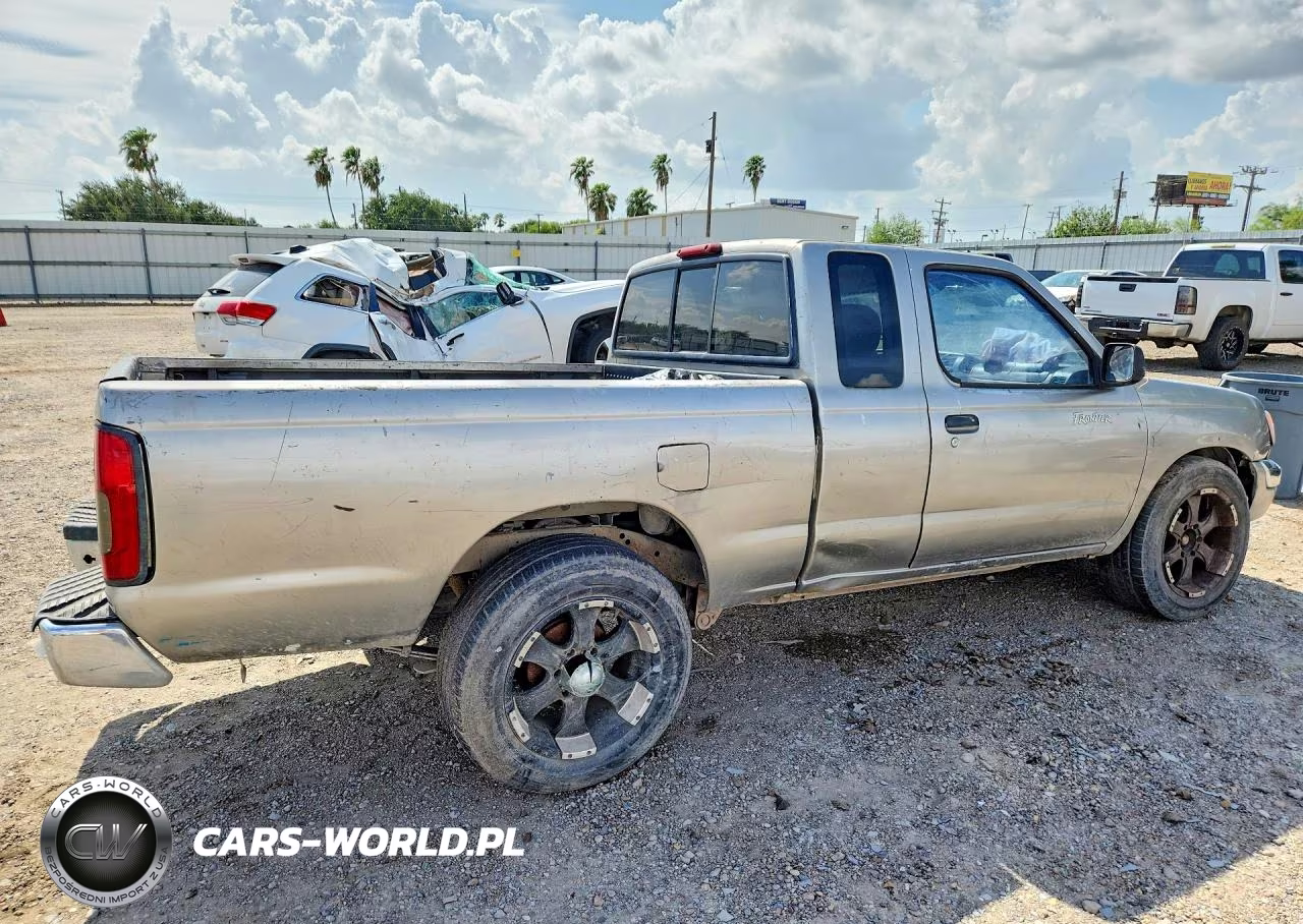 2000 Nissan Frontier King Cab Xe VIN:1N6DD26S2YC358203 - 3