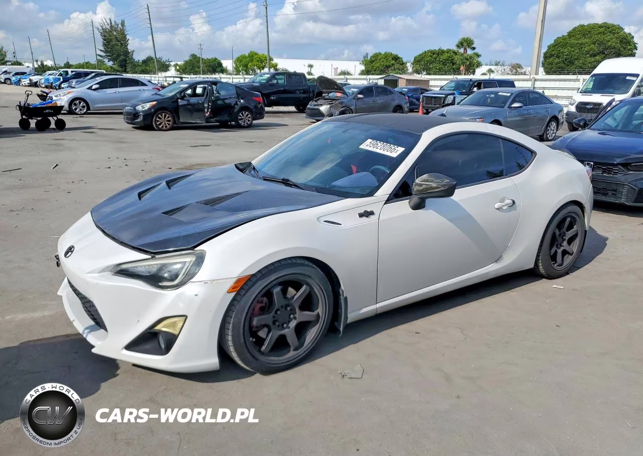 2013 Scion Fr-S Base – zdjęcie 1 z 12