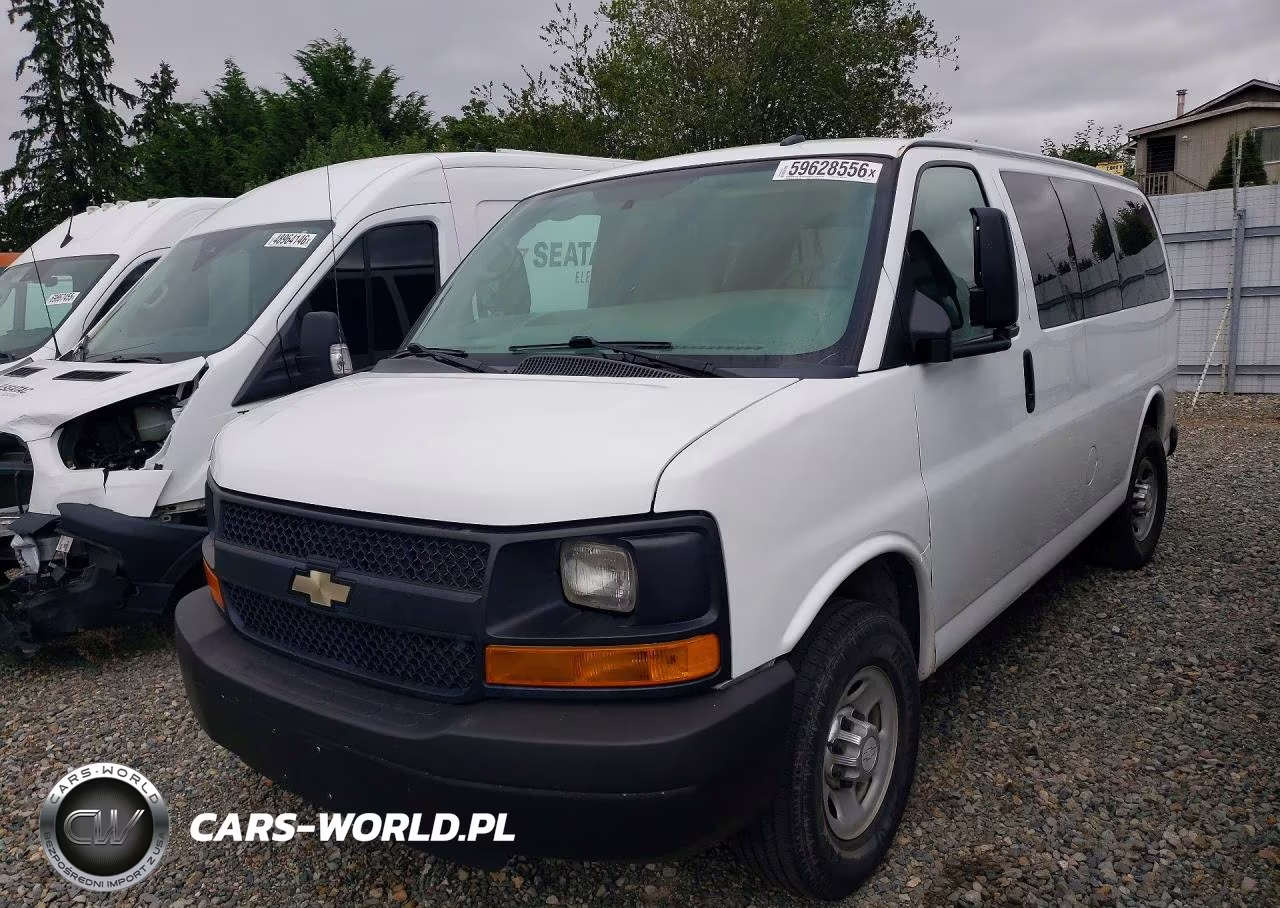 2015 Chevrolet Express G2500 Ls