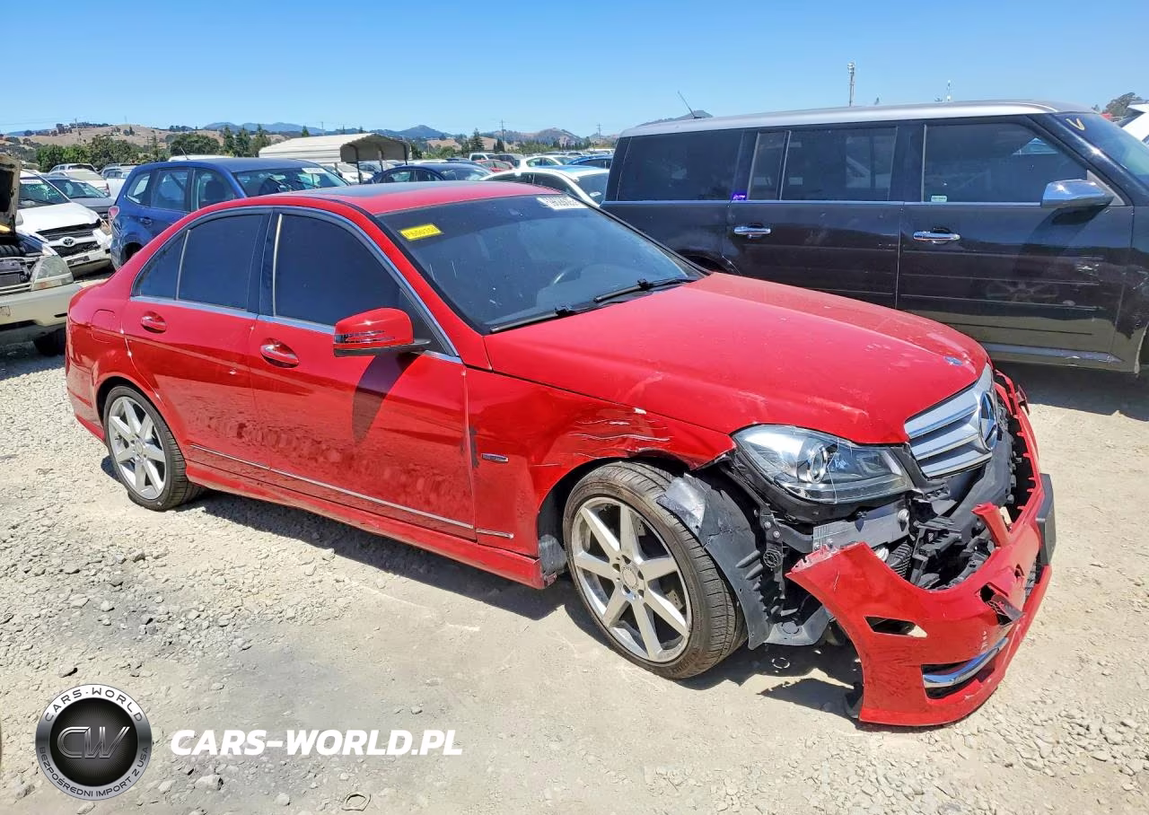 2012 Mercedes-Benz C 250 VIN:WDDGF4HB8CR209986 - 4