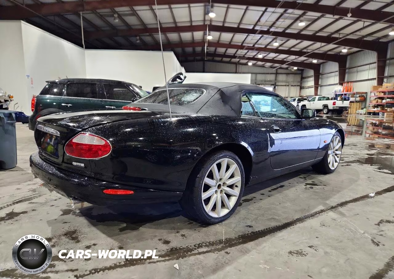 2004 Jaguar Xk8 VIN:SAJDA42C142A37702 - 3