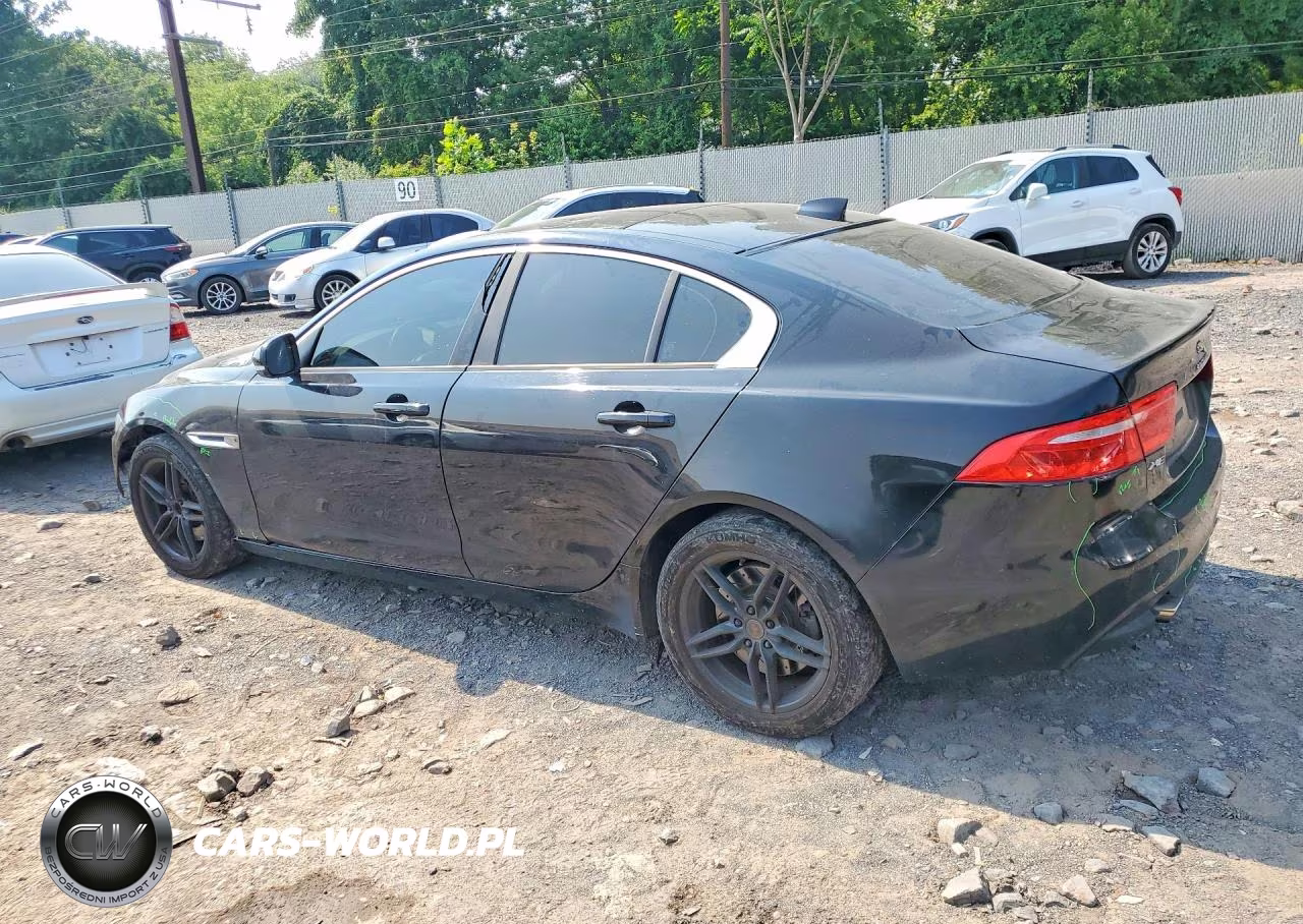 2017 Jaguar Xe VIN:SAJAR4BG7HA960130 - 2