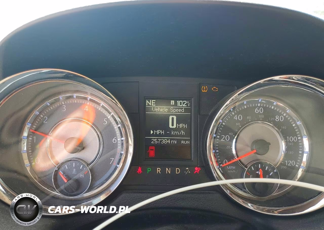 2014 Chrysler Town & Country Touring L VIN:2C4RC1CG7ER260857 - 9