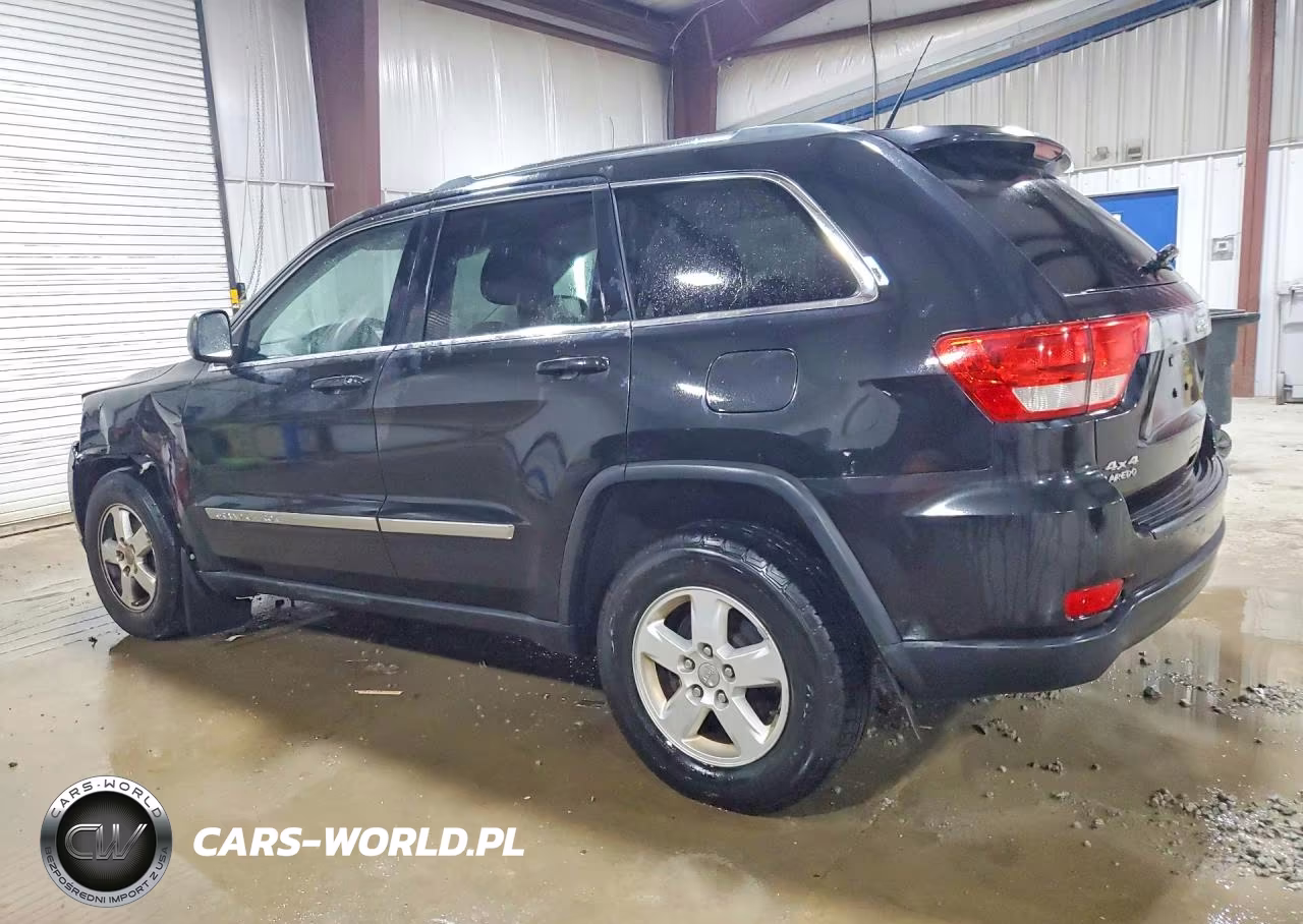 2011 Jeep Grand Cherokee Laredo VIN:1J4RR4GG9BC586068 - 2