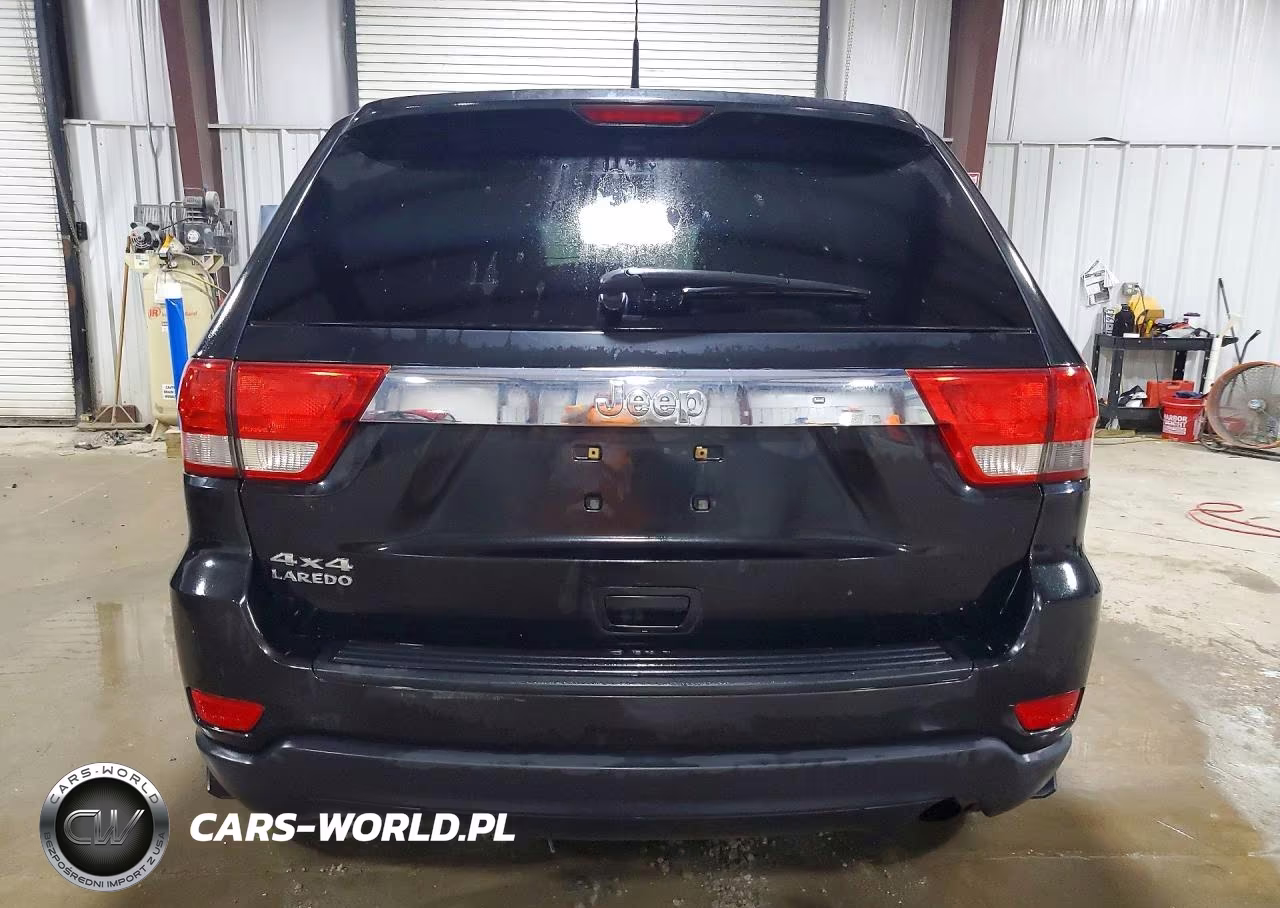 2011 Jeep Grand Cherokee Laredo VIN:1J4RR4GG9BC586068 - 6