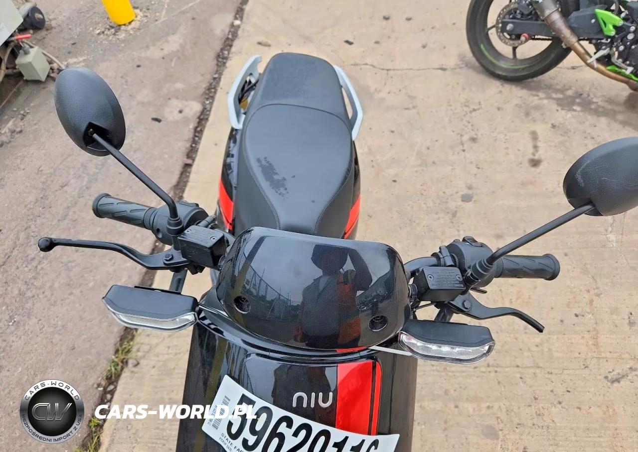 2021 Genuine Scooter Co. Scooter VIN:LANDEZ2Y7M0000006 - 5
