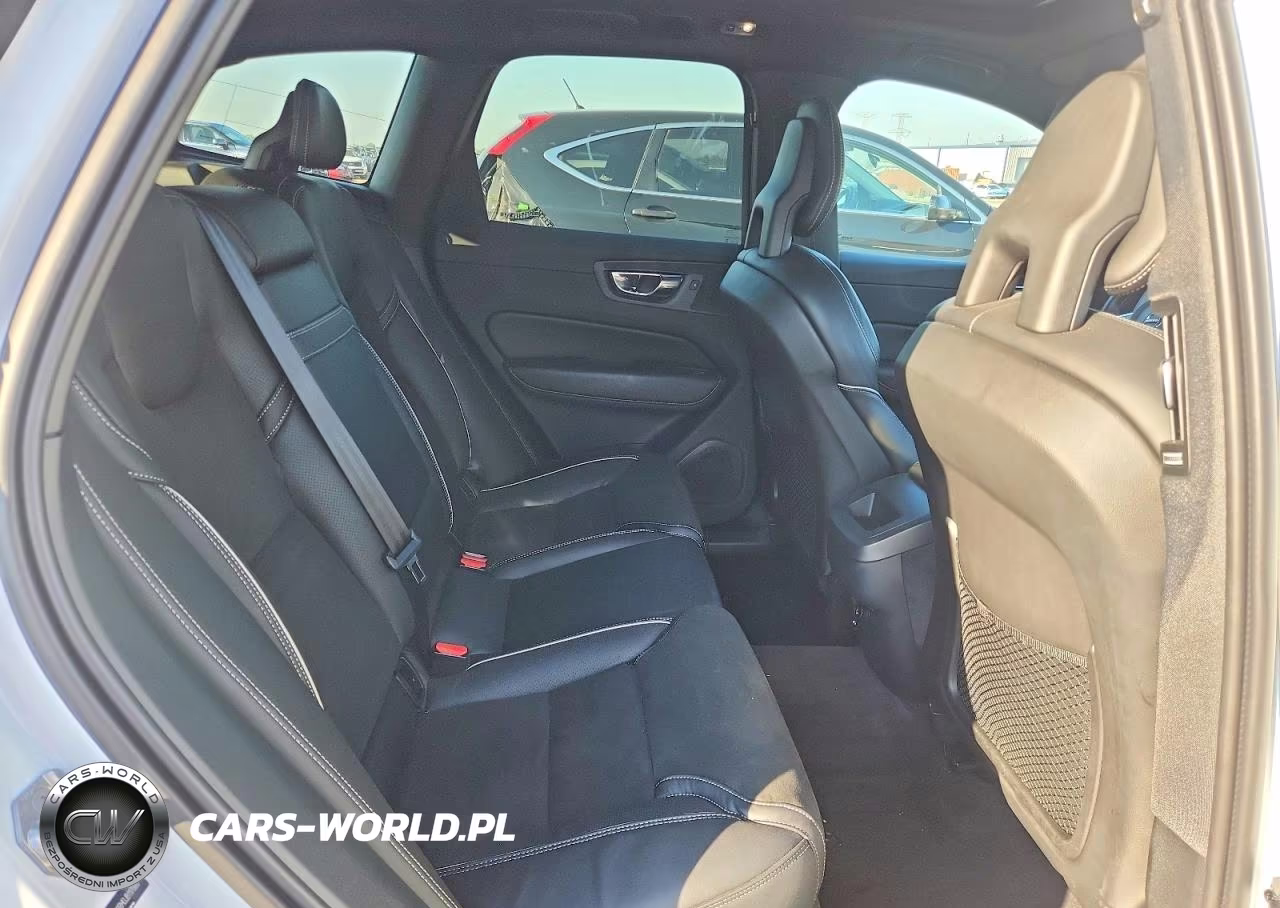 2018 Volvo Xc60 T6 R-Design VIN:LYVA22RM0JB117680 - 10