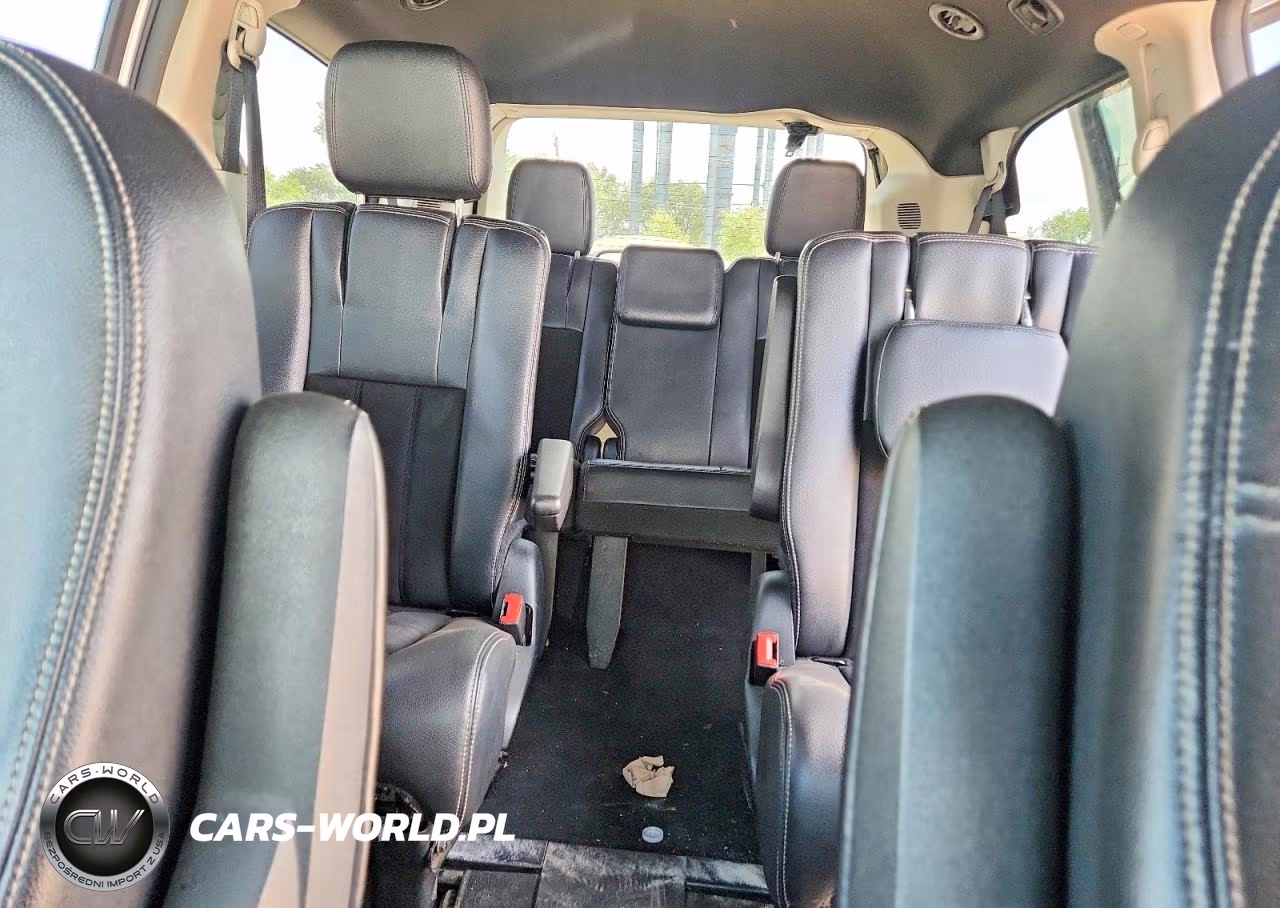 2018 Dodge Grand Caravan Sxt VIN:2C4RDGCG8JR267195 - 10