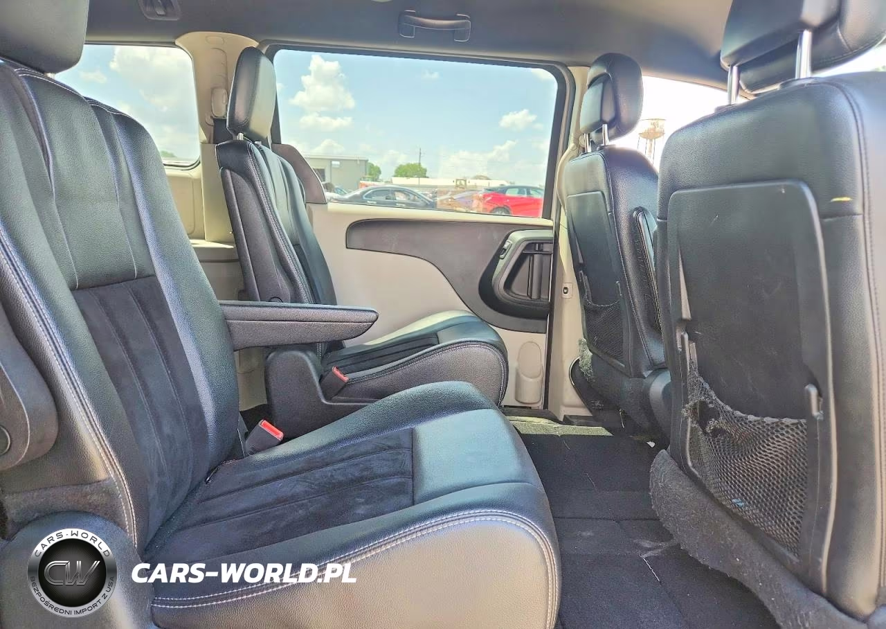2018 Dodge Grand Caravan Sxt VIN:2C4RDGCG8JR267195 - 11