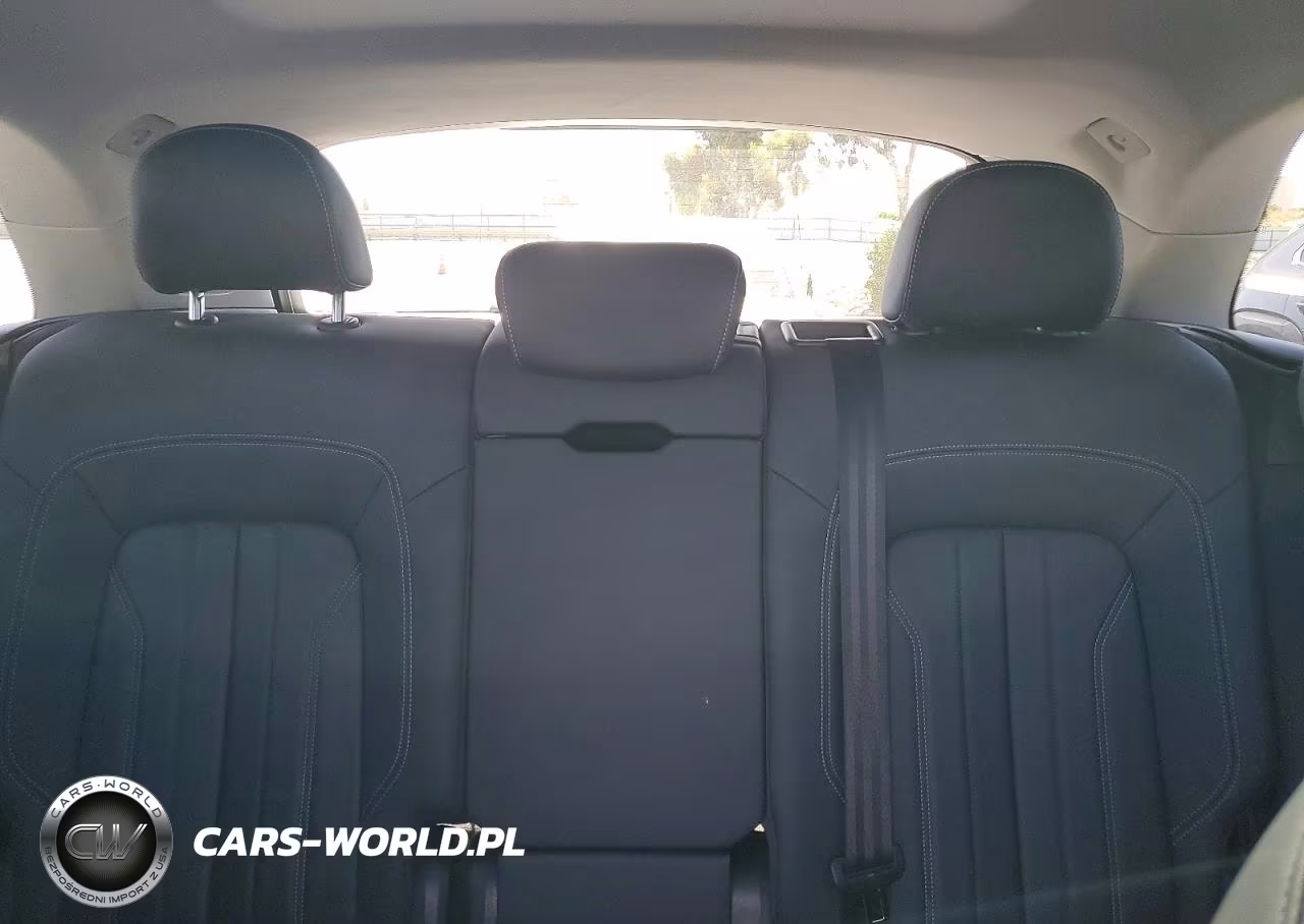 2022 Audi Q5 Premium Plus 40 VIN:WA1BBAFY2N2118272 - 10