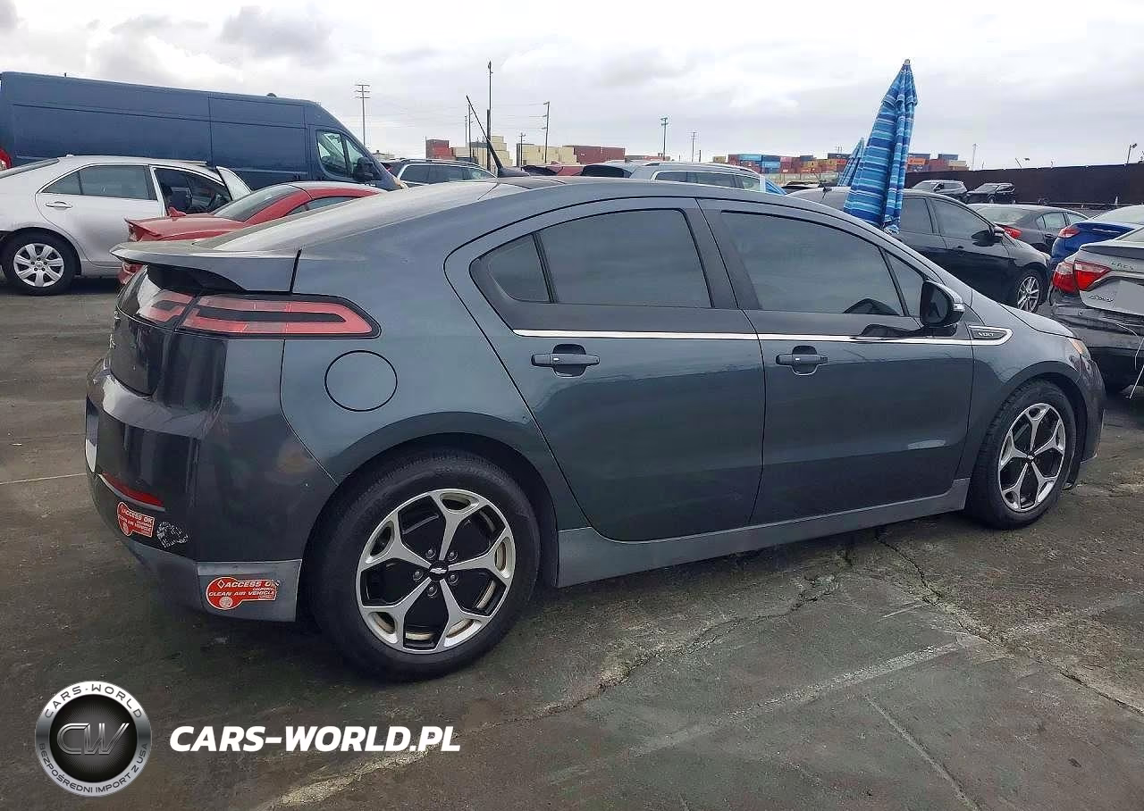 2013 Chevrolet Volt VIN:1G1RH6E48DU108677 - 5