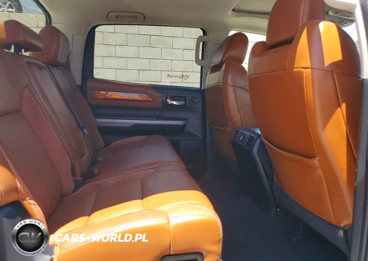 2019 Toyota Tundra 1794 Edition VIN:5TFAY5F11KX816168 - 10