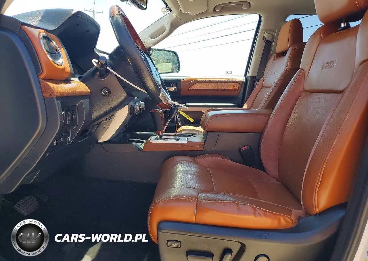 2019 Toyota Tundra 1794 Edition VIN:5TFAY5F11KX816168 - 7