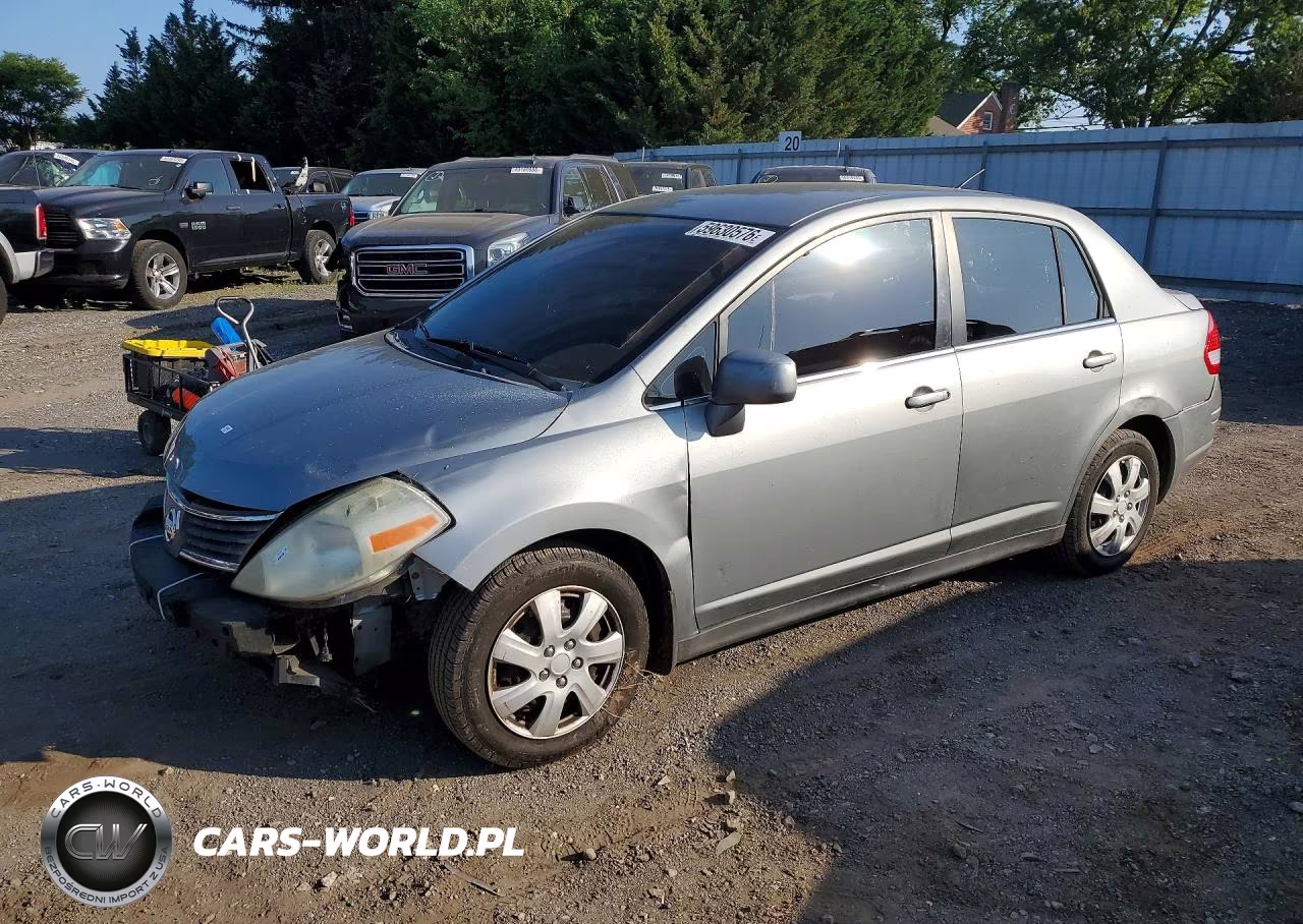 2008 Nissan Versa 1.8 S