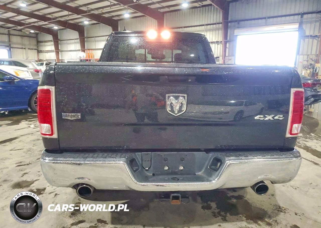 2018 Ram 1500 Laramie VIN:1C6RR7VM2JS293544 - 6