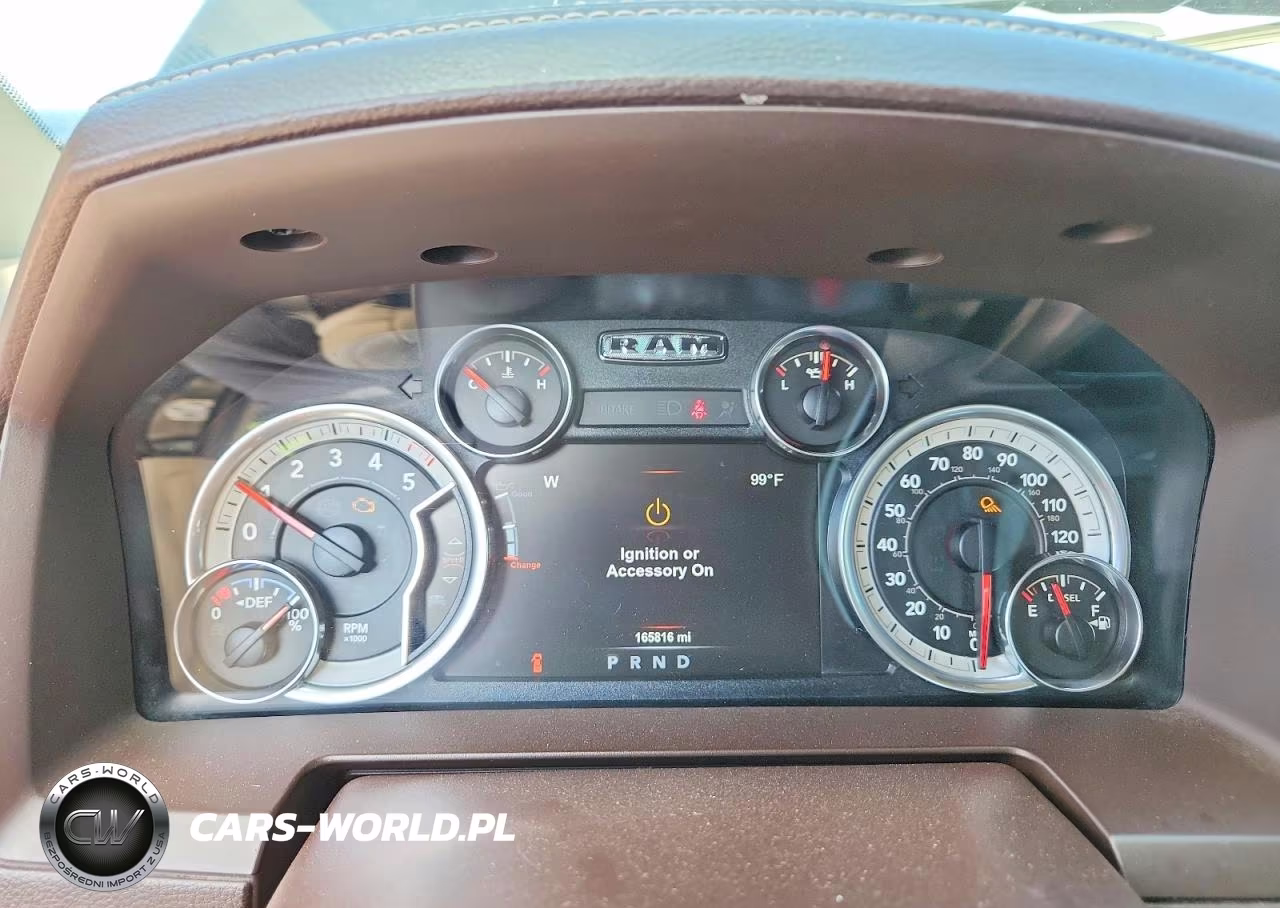 2018 Ram 1500 Laramie VIN:1C6RR7VM2JS293544 - 9