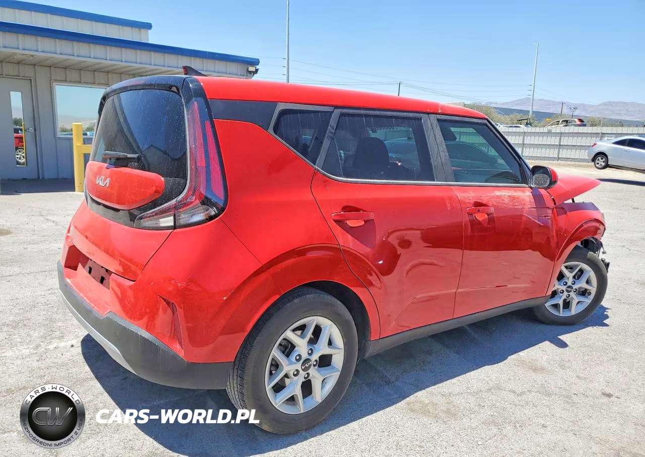 2023 Kia Soul S VIN:KNDJ23AU6P7192169 - 3