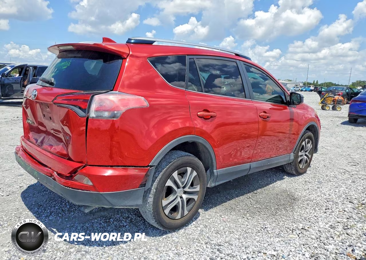 2017 Toyota Rav4 Le VIN:JTMZFREV2HJ123142 - 3