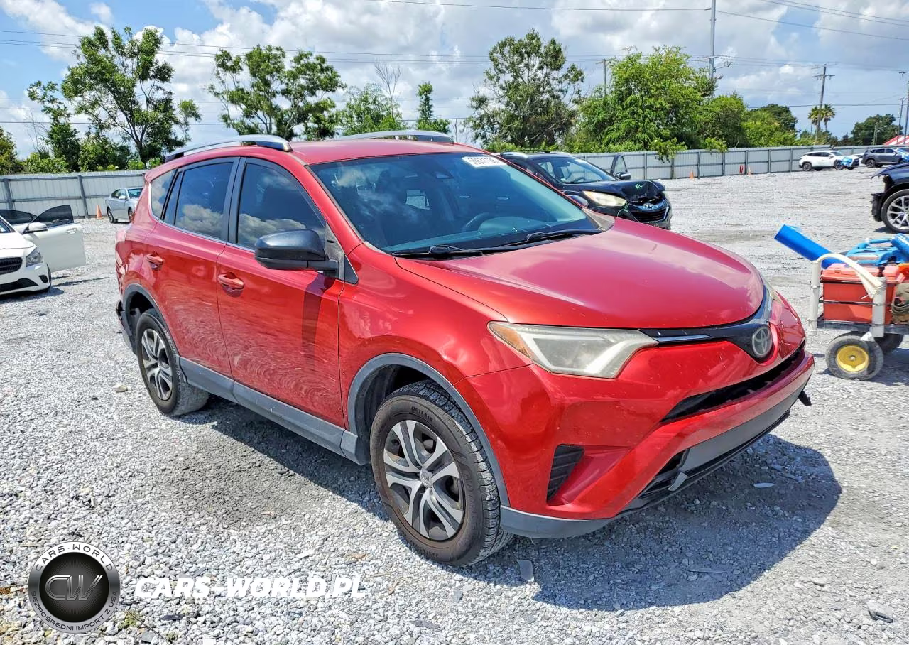 2017 Toyota Rav4 Le VIN:JTMZFREV2HJ123142 - 4